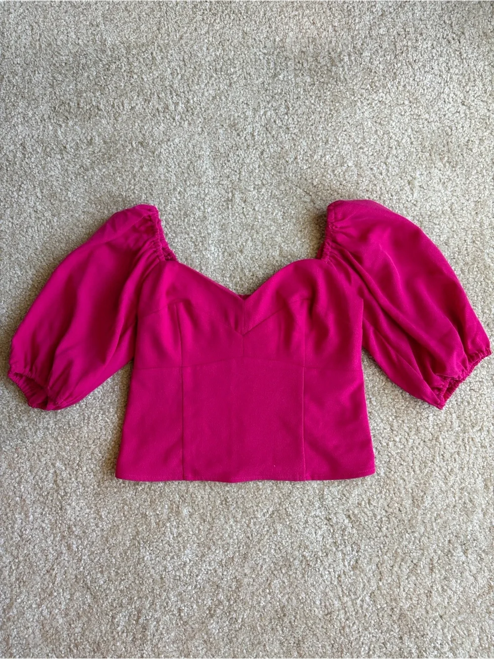 A&F Fuschia Puff Sleeve Sweetheart Crop Top